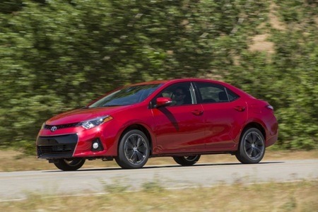 Xe Toyota Corolla thế hệ mới chính thức trình làng - 2 Xe Toyota Corolla thế hệ mới chính thức trình làng